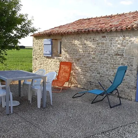 La Maison Neuve Fontaines  Exterior photo